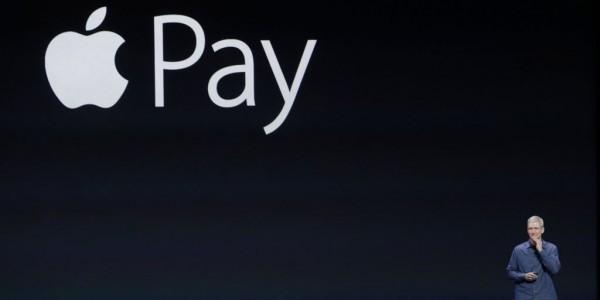 在美国进行移动支付时Apple Pay比星巴克更受欢迎