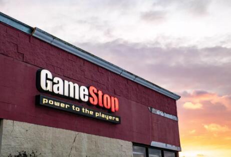 GameStop股价在过山车交易日上涨下跌并再次上涨