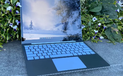微软SurfaceLaptop在微软商店降价150美元