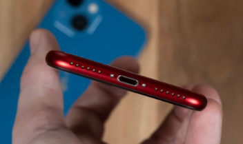 苹果的iPhone15可以从Lightning切换到USBC