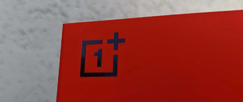 泄漏表明普通的OnePlus10可能与Pro真的不同
