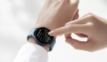 在谷歌Pixel手表价格泄露后三星GalaxyWatch5看起来很受欢迎