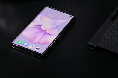 在华为Mate Xs 2之后又有一部外置折叠手机即将推出
