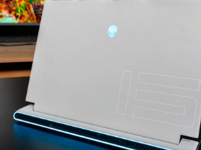 Alienware x15 R2笔记本电脑评测超优质设计和性能