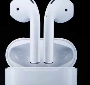 苹果考虑升级具有健康追踪功能的AirPods