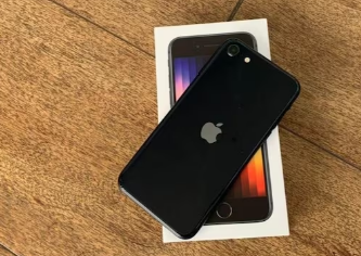 苹果将向iPhone6及7或iPhoneSE系列用户支付每人5000卢比的费用