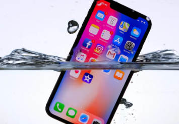 新专利揭示未来iPhone可能配备专用水下模式
